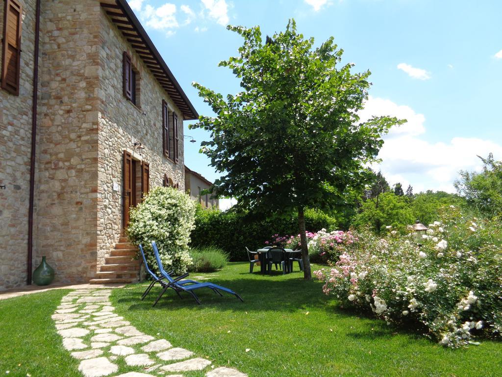Agriturismo La Torraccia 托迪 外观 照片